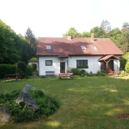 Ubytovani U Machova Jezera - Apartmany - Ludmila Grulisova Doksy  Extérieur photo