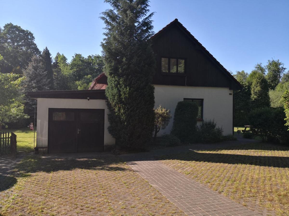 Ubytovani U Machova Jezera - Apartmany - Ludmila Grulisova Doksy  Extérieur photo